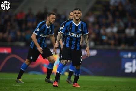 6金传奇+国际封神，樊振东凭啥成国球破局关键？（从六金到国际封神，樊振东何以成为国乒破局之钥？）