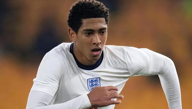 穆尼里奥当年创下的防守纪录，阿森纳本赛季有望打破吗？（阿森纳本赛季能否打破穆尼里奥昔日的防守纪录？）