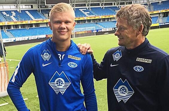 莫雷托：弗拉霍维奇与尤文续约无任何进展，双方年薪分歧很大（莫雷托：尤文与弗拉霍维奇续约谈判陷入停滞，年薪要求存在巨大分歧）