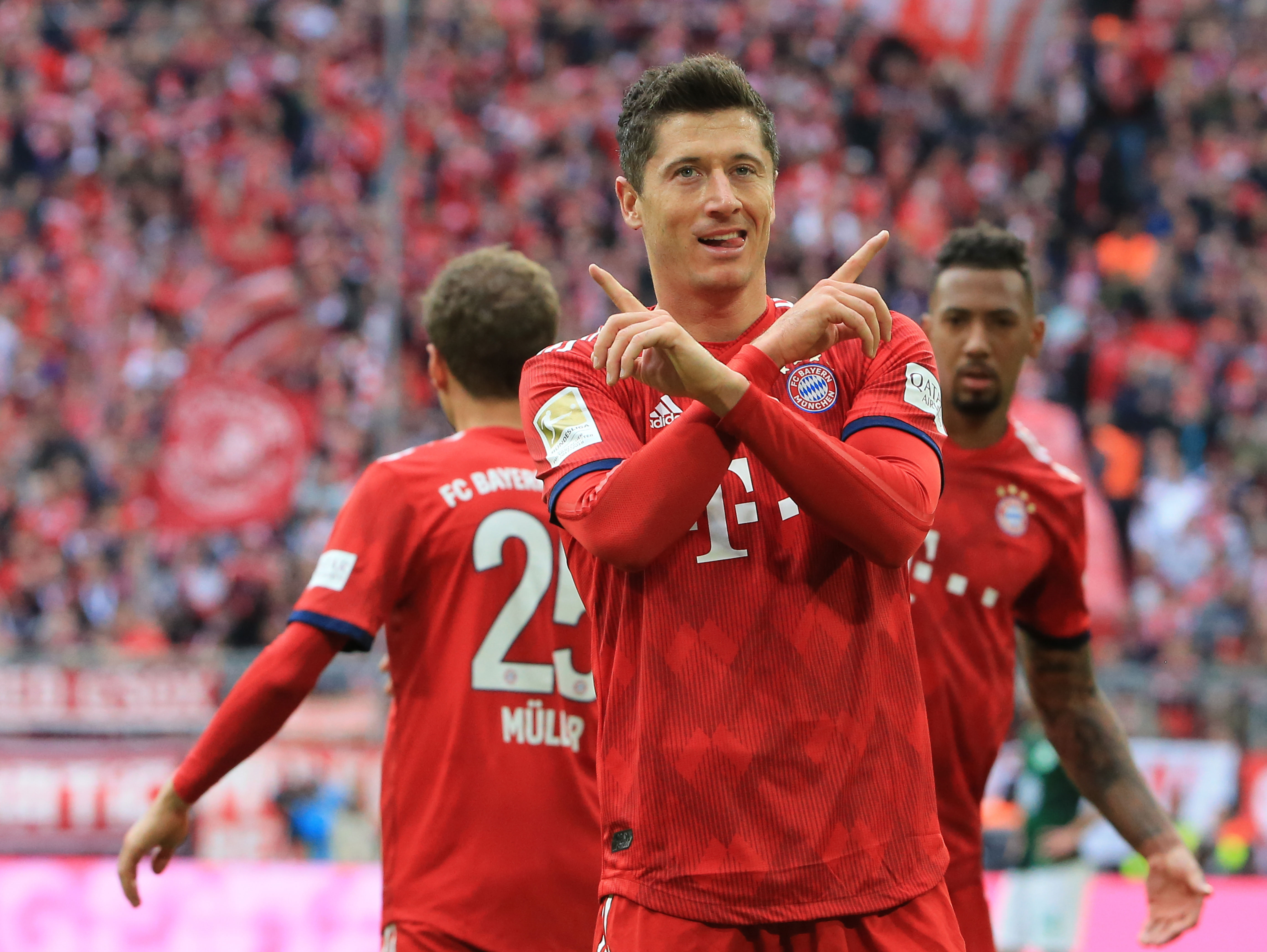 马切吉亚尼：奥古斯托客串不了右路；索默的扑救有问题（马切吉亚尼：奥古斯托难胜任右路，索默扑救表现有瑕疵）