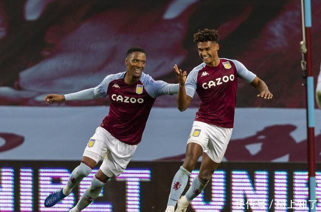 炫耀？里沙利松晒北伦敦德比全场最佳奖杯并艾特加布里埃尔（挑衅？里沙利松晒北伦敦德比全场最佳奖杯并@加布里埃尔）