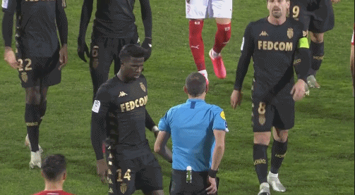 巴塞罗那澄清购票系统崩溃事件：技术压力而非网络攻击（巴塞罗那称票务系统崩溃因技术负载过高，非网络攻击）