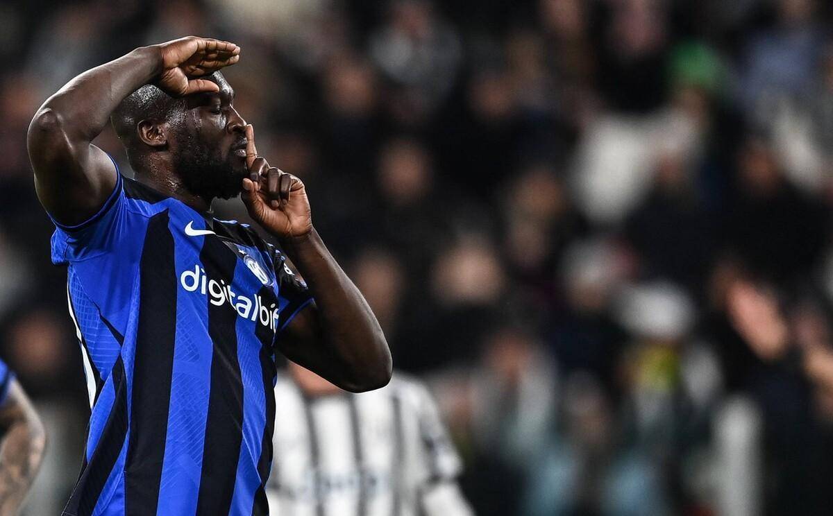 瓦伦前锋贝尔特兰：外界说我们希望教练下课，这简直荒谬至极（瓦伦前锋贝尔特兰驳斥传闻：我们想让主帅下课？纯属荒唐）